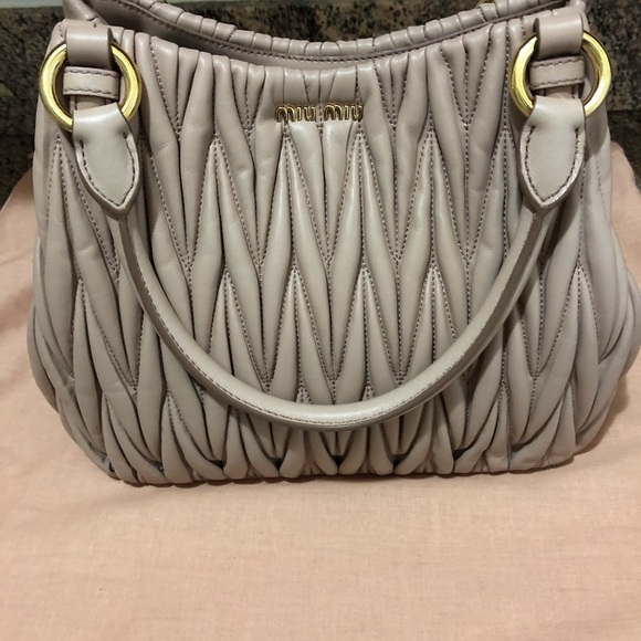 Miu Miu Matelasse handbag and matching wallet new - Picture 6 of 8